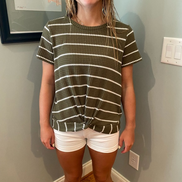 Penn State H&M, NWT, white stretch jean shorts size 2 w/ Penn State We Are! - Picture 12 of 12